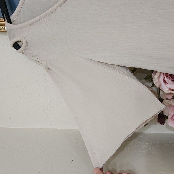 Soft Surroundings Size large Flowy Top With Open Bow Detail Lagenlook Coastal - Picture 7 of 12